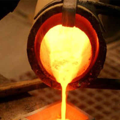 Forno di fusione di ferro Forno a guscio di acciaio con semplice funzionamento Risparmio energetico