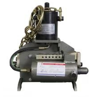 Vibratore per rivestimento refrattario pneumatico per forno a induzione
